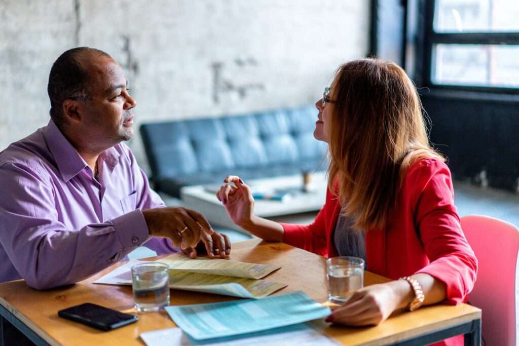 RDV de formation entre un homme et une femme